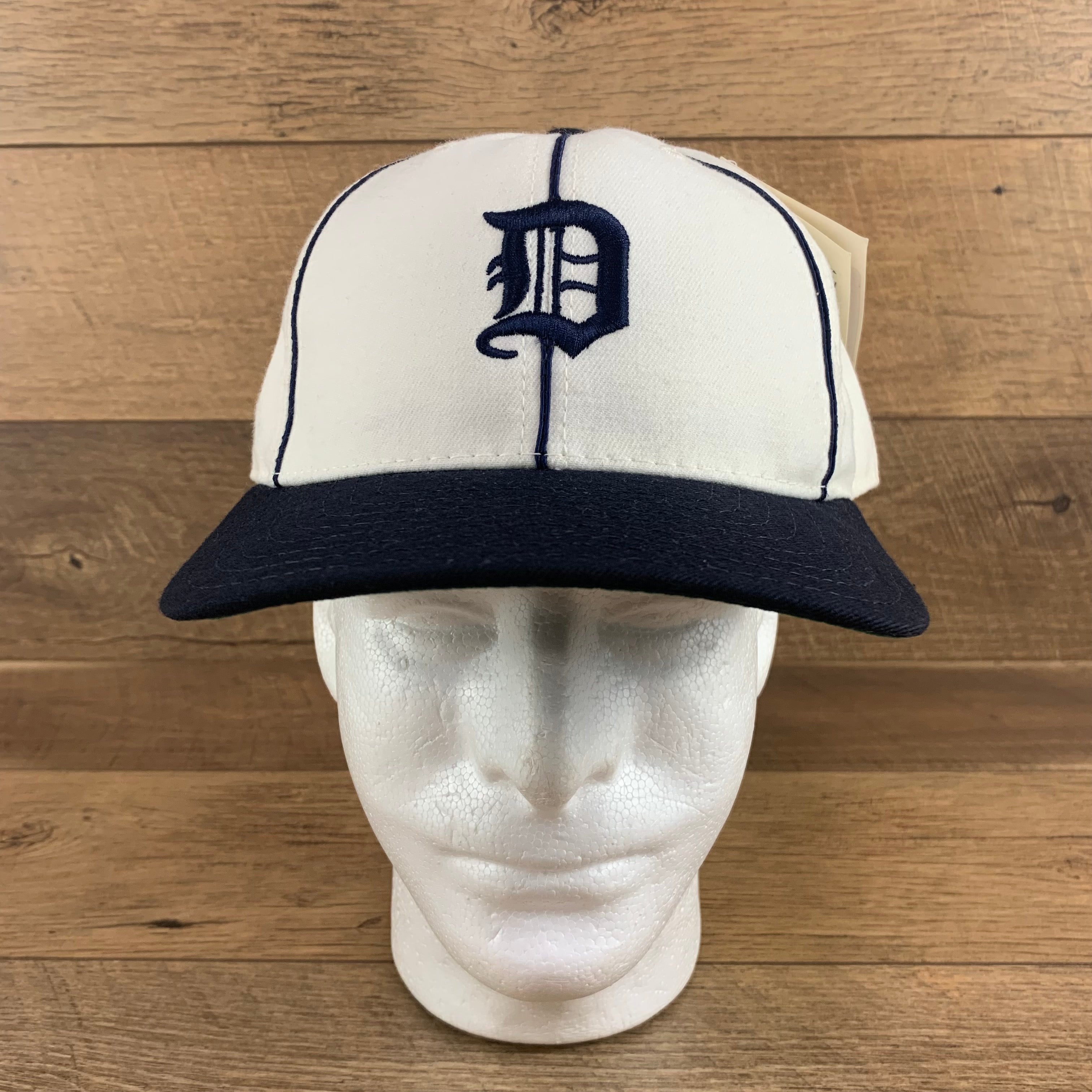 Detroit Tigers Signed Hats, Collectible Tigers Hats